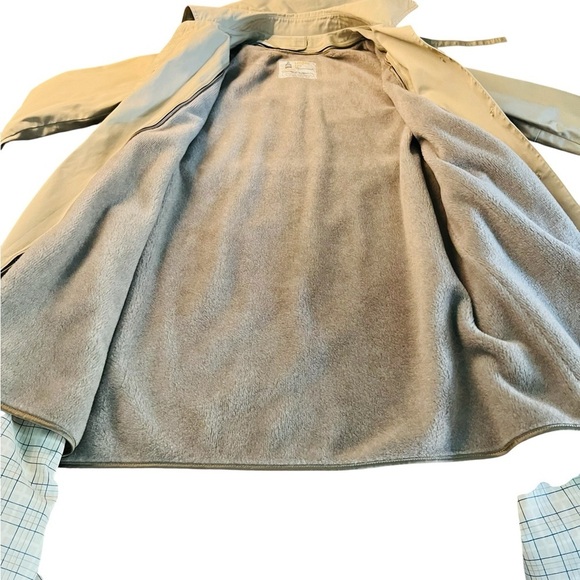 London Fog Women’s Long Beige Maincoats Weatherwear Trench Coat Size 18 - Picture 11 of 12